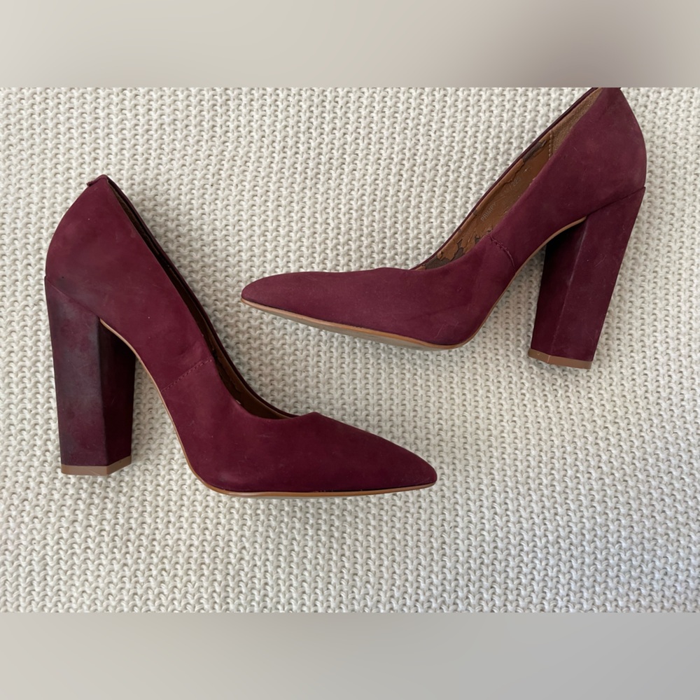 Steve Madden red chunky pointed toe heels